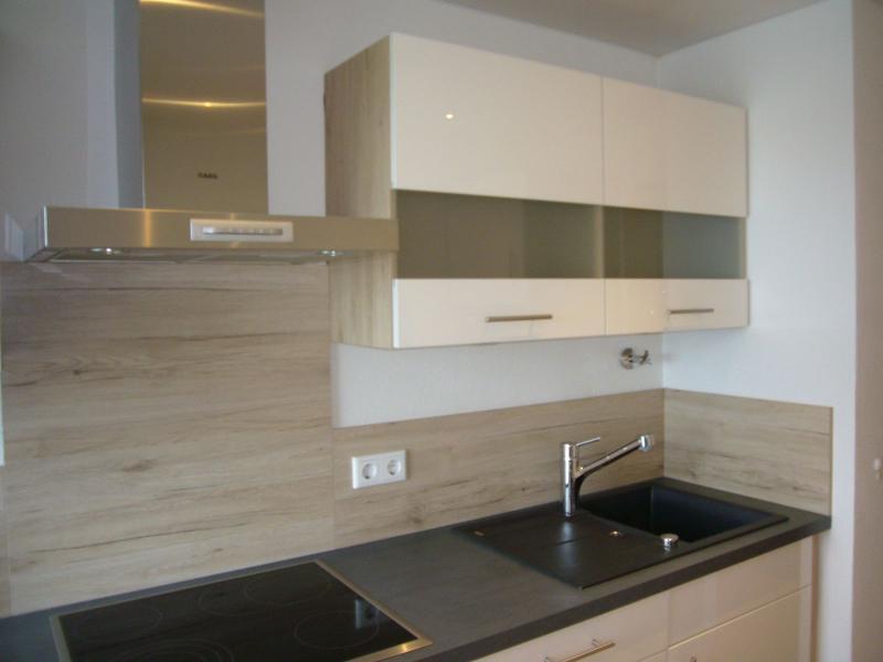 TOP-3-Zi.-Wohnung mit Balkon u. EBK in Mainaschaff - Photo 2